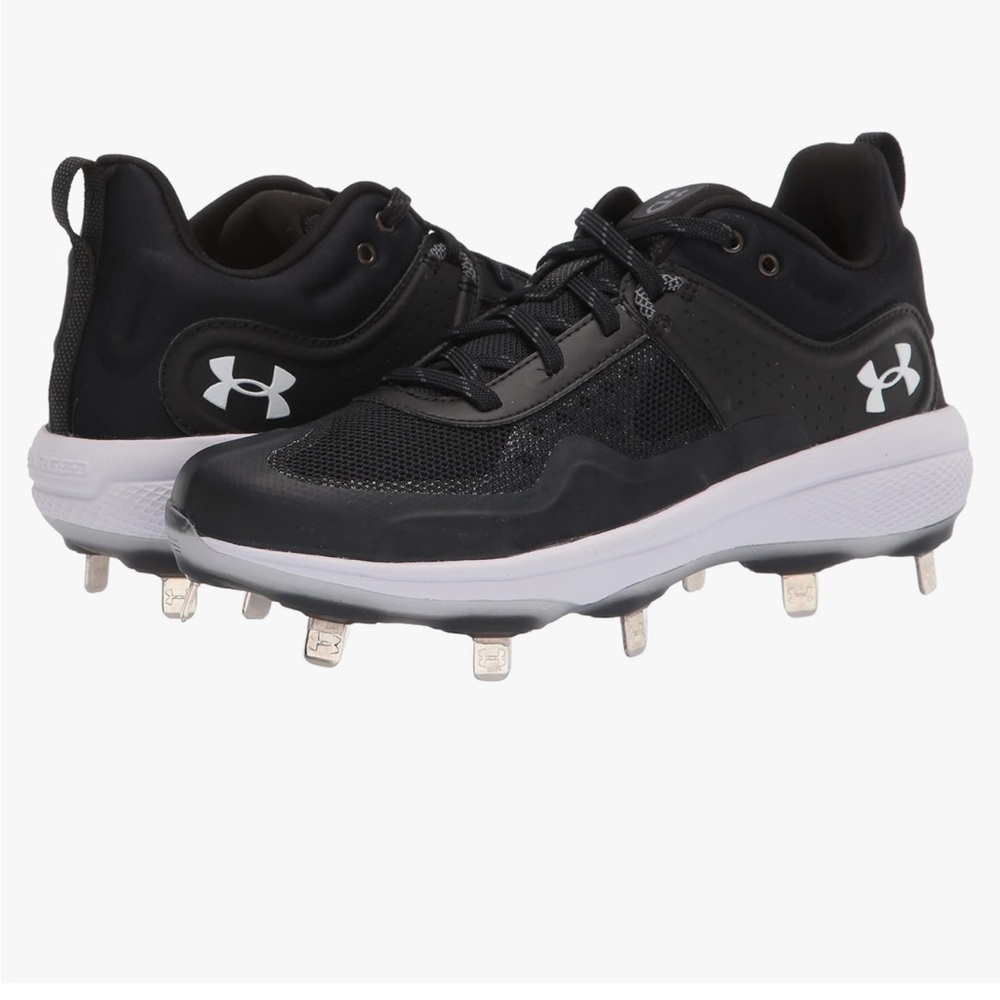 NEW Under Armour womens Glyde Mt Softball Shoe size 9